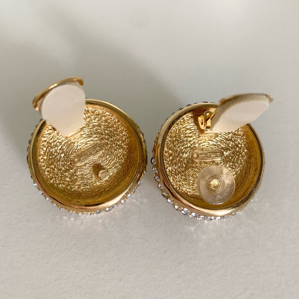 Hold Vintage Dior Large pearl earrings - Picture 3 of 13